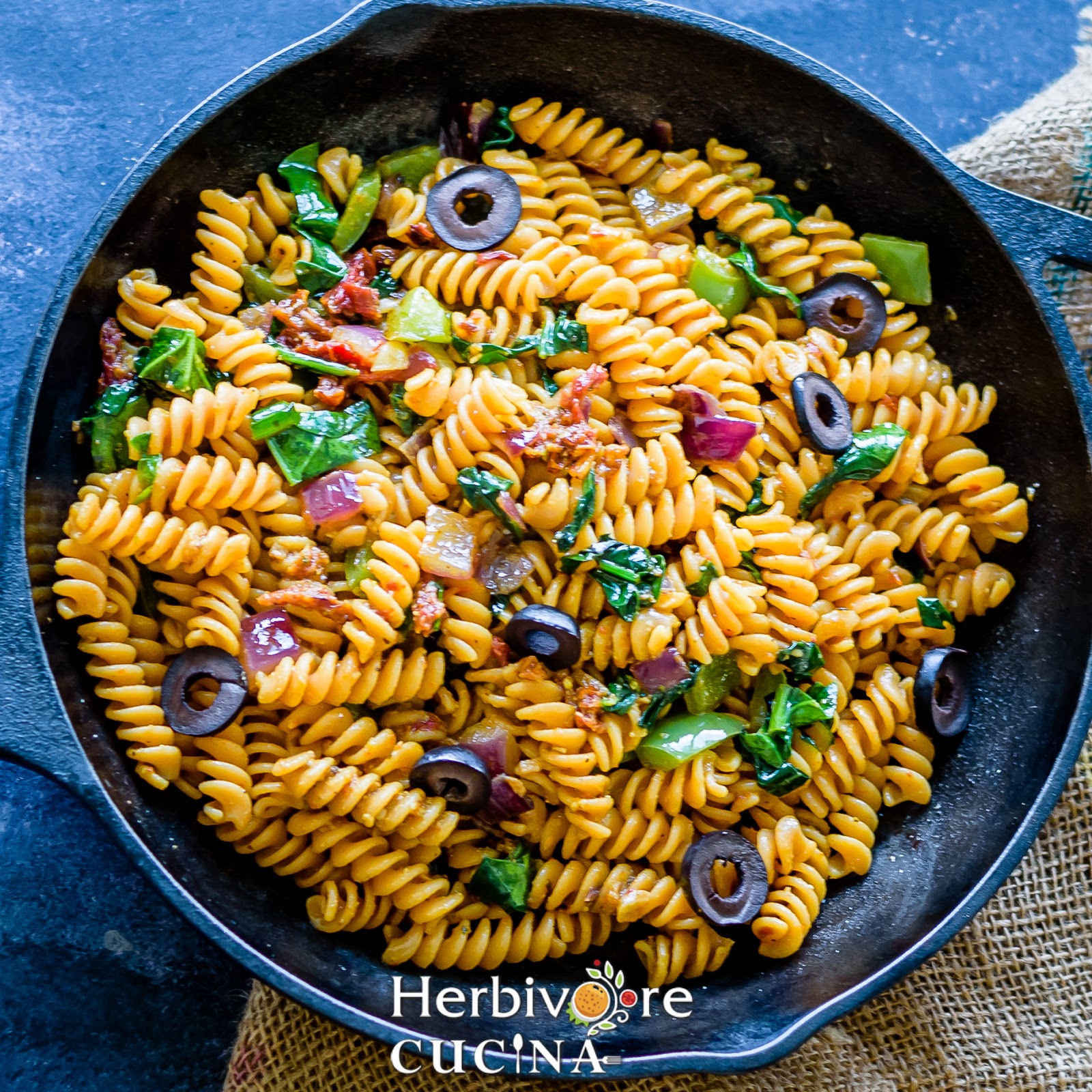 Herbivore Cucina Red Lentil Pasta with Sundried Tomato Pesto