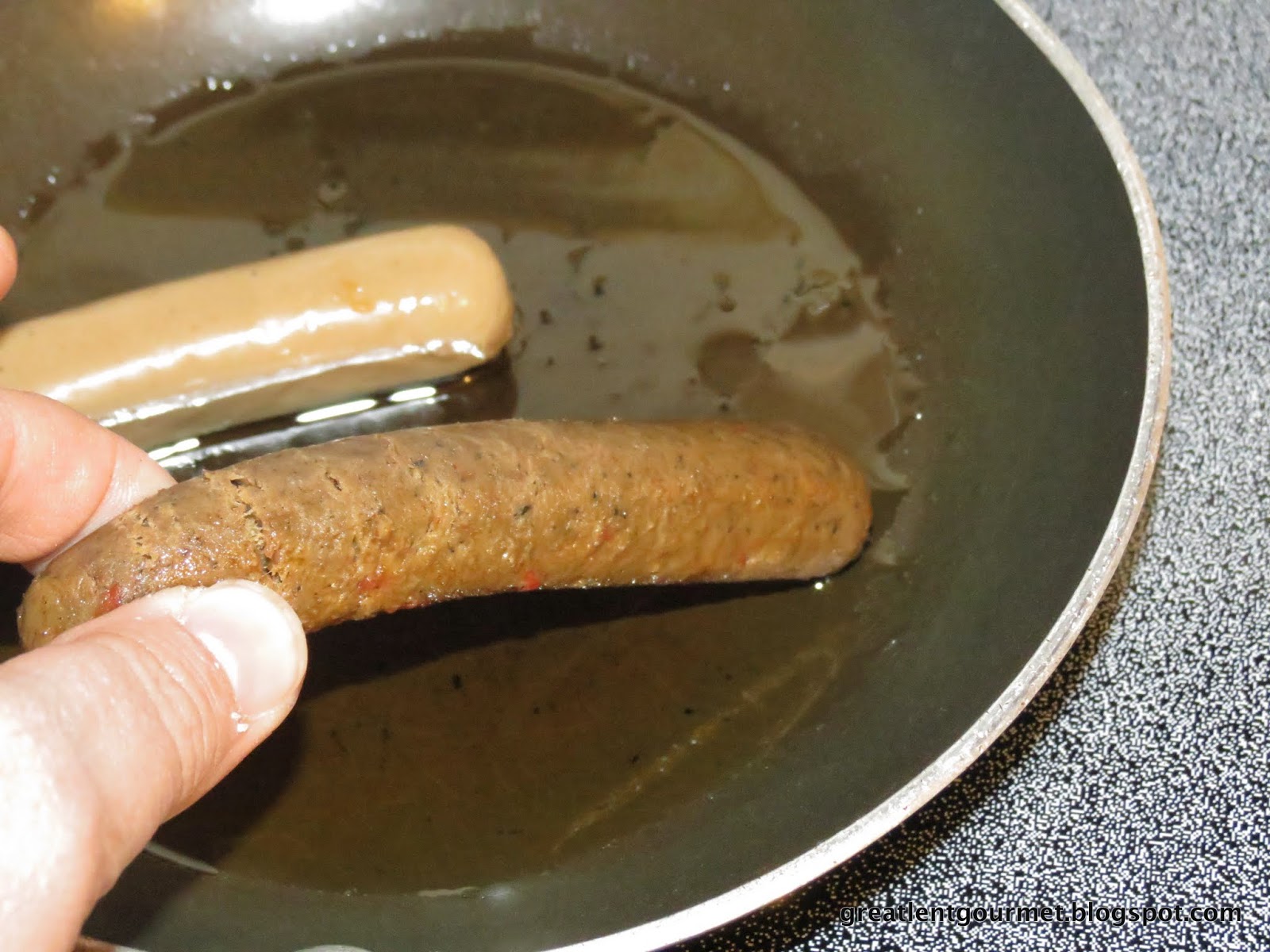 Great Lent Gourmet Day 25 March 18, 2015 Tofurky "Sausage" vs. Yves Breakfast "Sausage