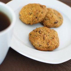 whole wheat breakfast cookie loaded with vegetables, zucchini, walnut, cranberries, and spices