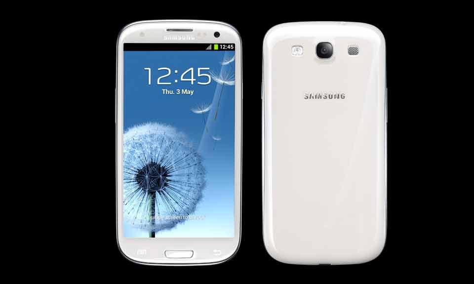 Samsung galaxy s3 замена. Samsung Galaxy s3 2012. Samsung Galaxy s3 белый. Samsung Galaxy s III gt-i9300 32gb. Самсунг гелакси 3 белый.