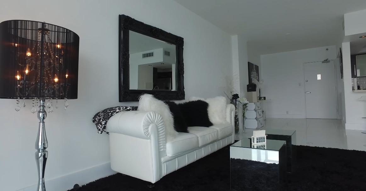 41 Photos vs. 2 MIAMI Waterfront Condos + Private Pool Home Interior Design Tours