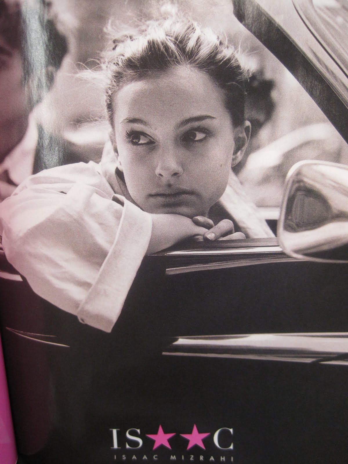 Portman Natalie в кабриолете