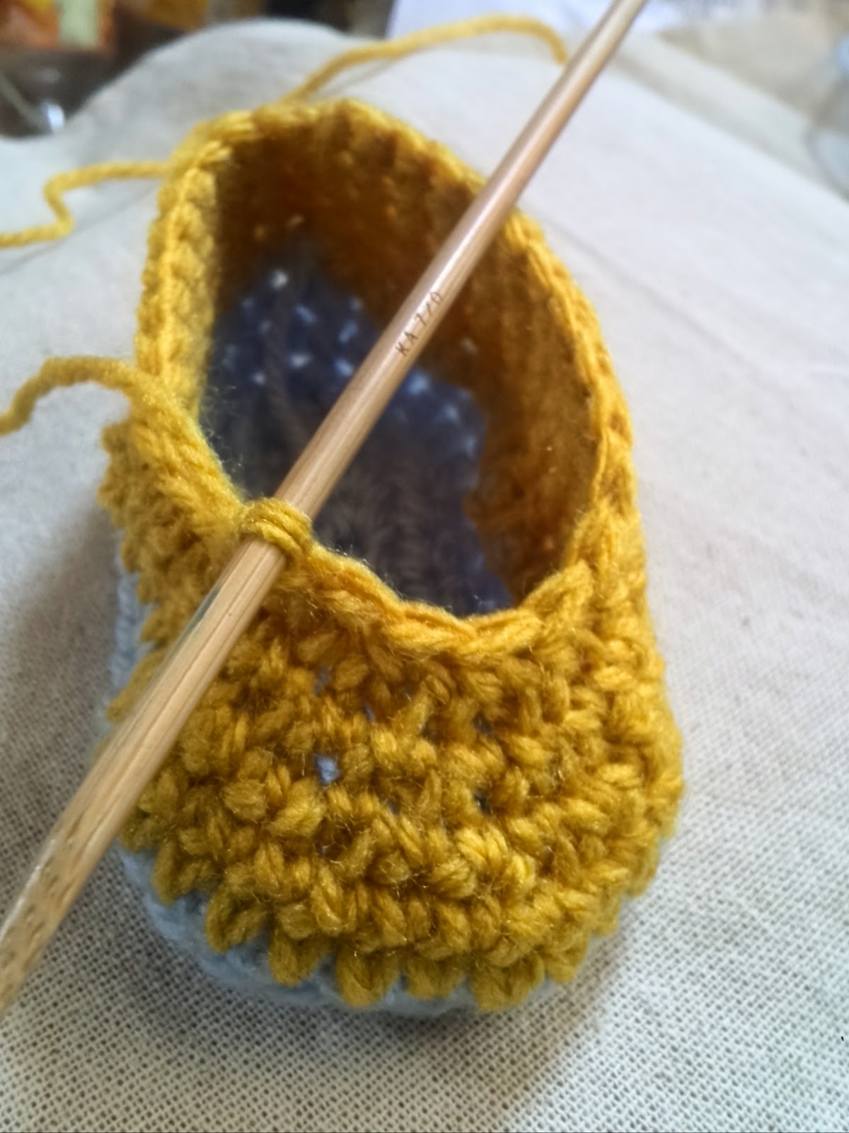 かぎ針編みのベビーブーツの編み方 Crochet And Me かぎ針編みの編み図と編み方