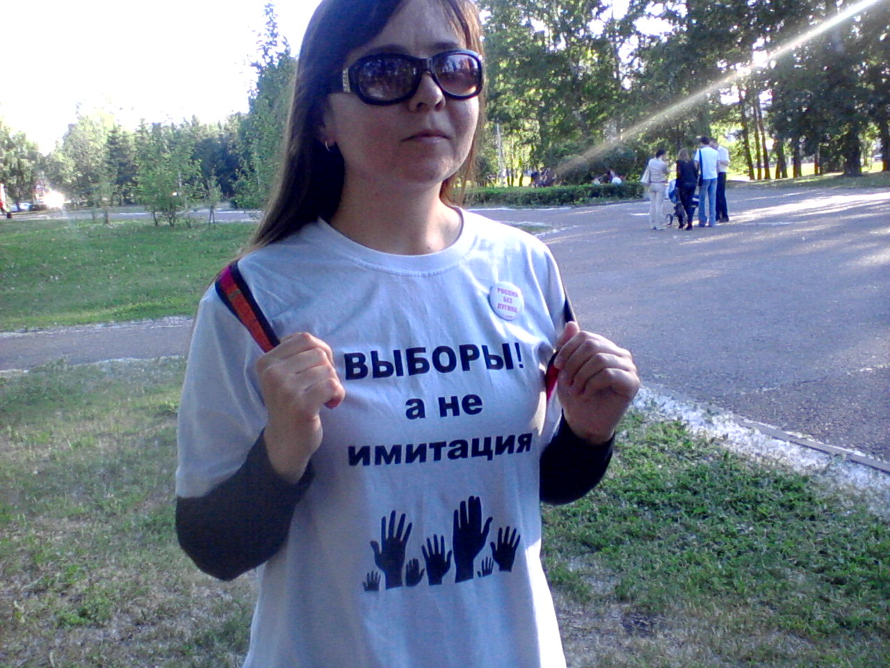 Komar "кирпичная кладка". Имитация выбора. Клеящиеся панели под кирпич. Самоклеящиеся панели для стен. Имитация выбора.