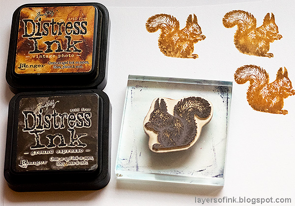 Layers of ink - In The Forest Wrapped Journal Tutorial by Anna-Karin Evaldsson. Carabell squirrel stamp.