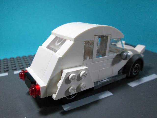 MOC LEGO Citroen 2CV Charleston