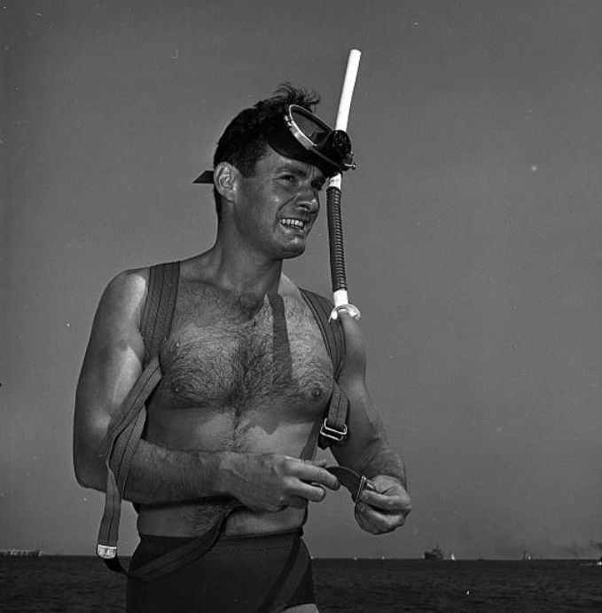 Favorite Hunks & Other Things Edson Stroll In the Zone