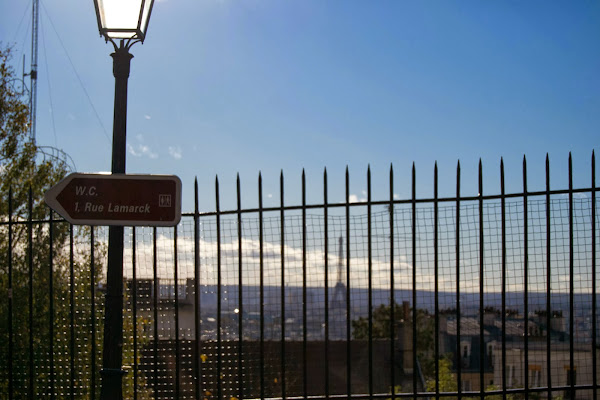 Vista lejana torre Eiffel