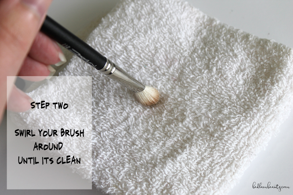 ELF Daily Brush Cleaner