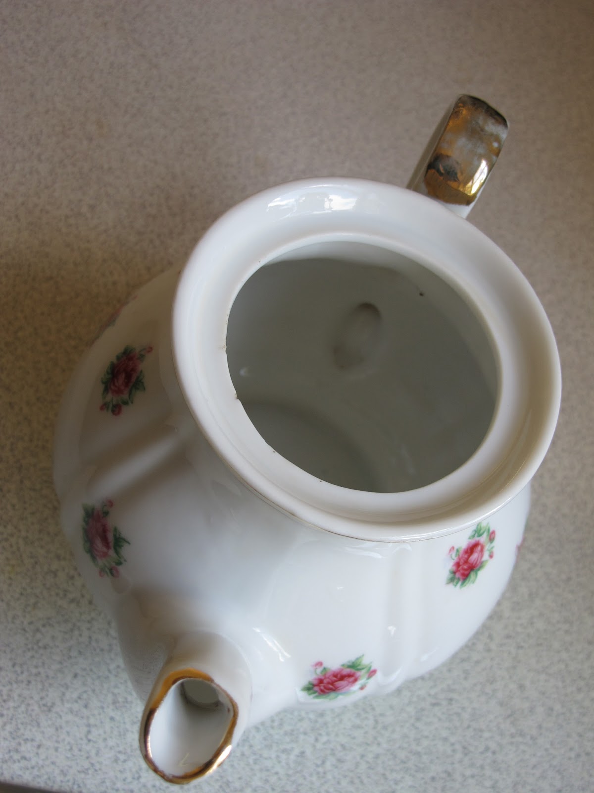 Ungardened Moments Teapot spout stains