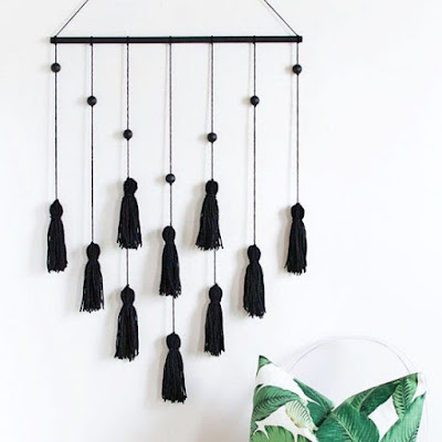 TASSELS O BORLAS WALL ART