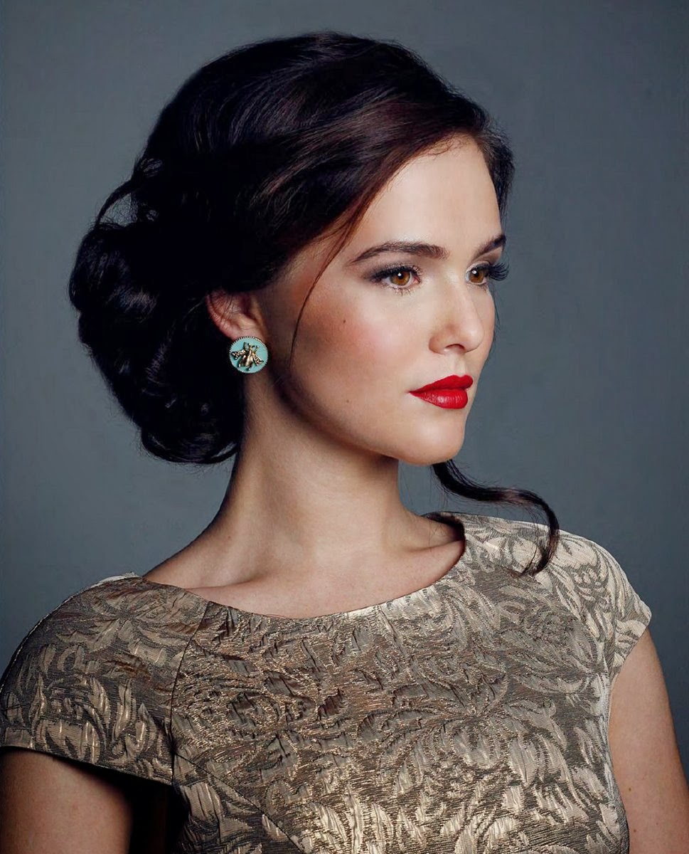 Magazines The Charmer Pages Zoey Deutch Afterglow