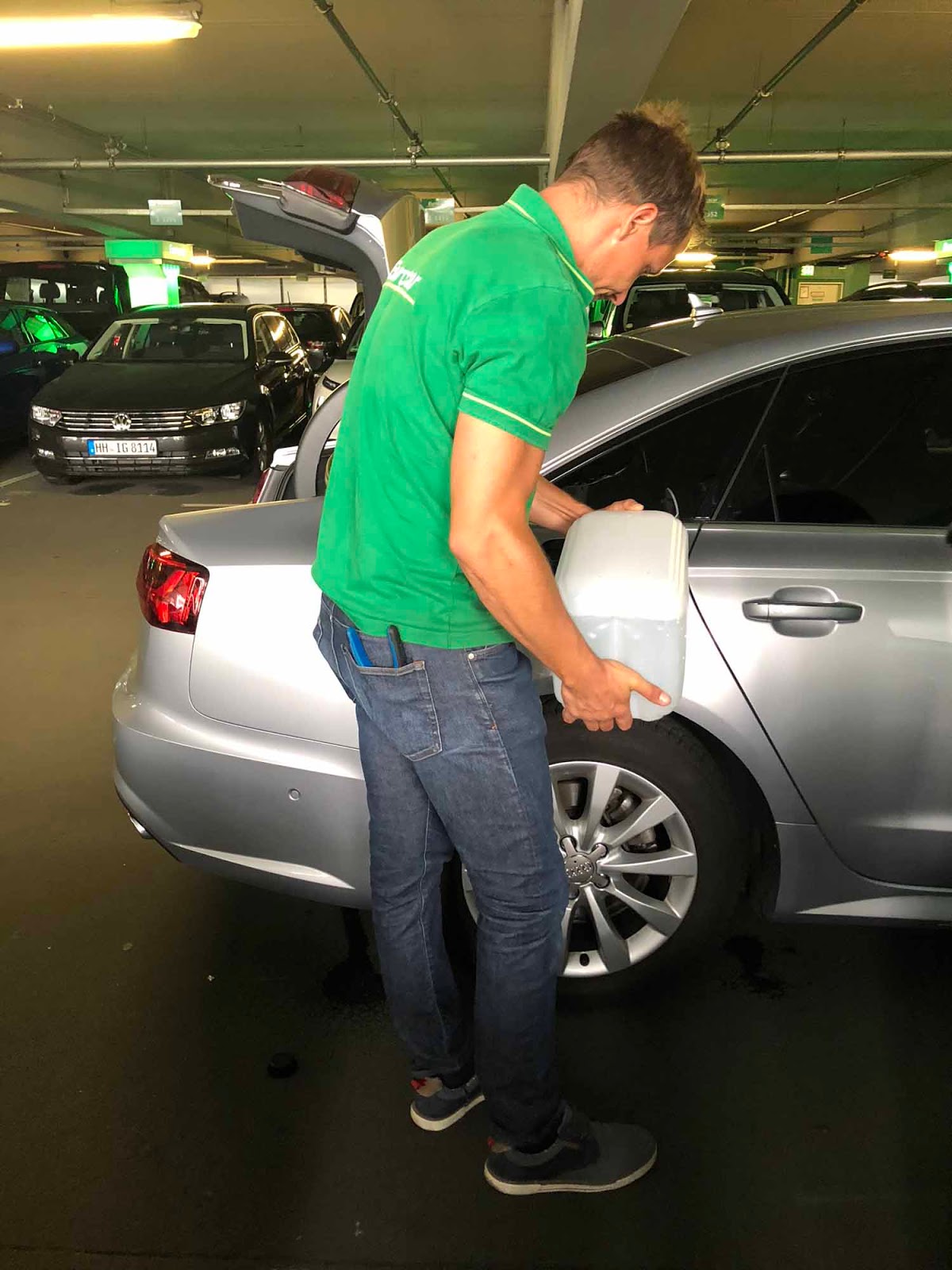 Viimeiset huollot autolle ennen lähtöä Europcar Audi A6