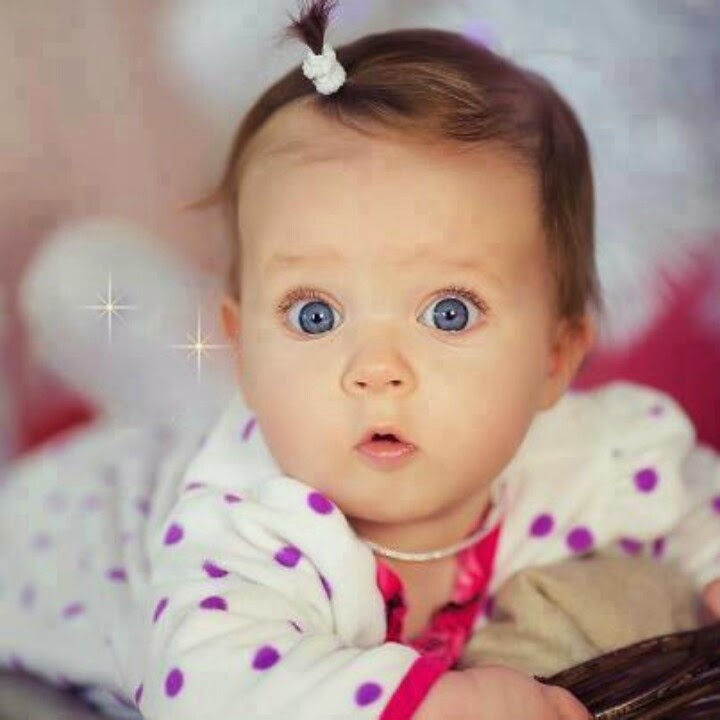  Tatlı Bebek Fotoğrafları