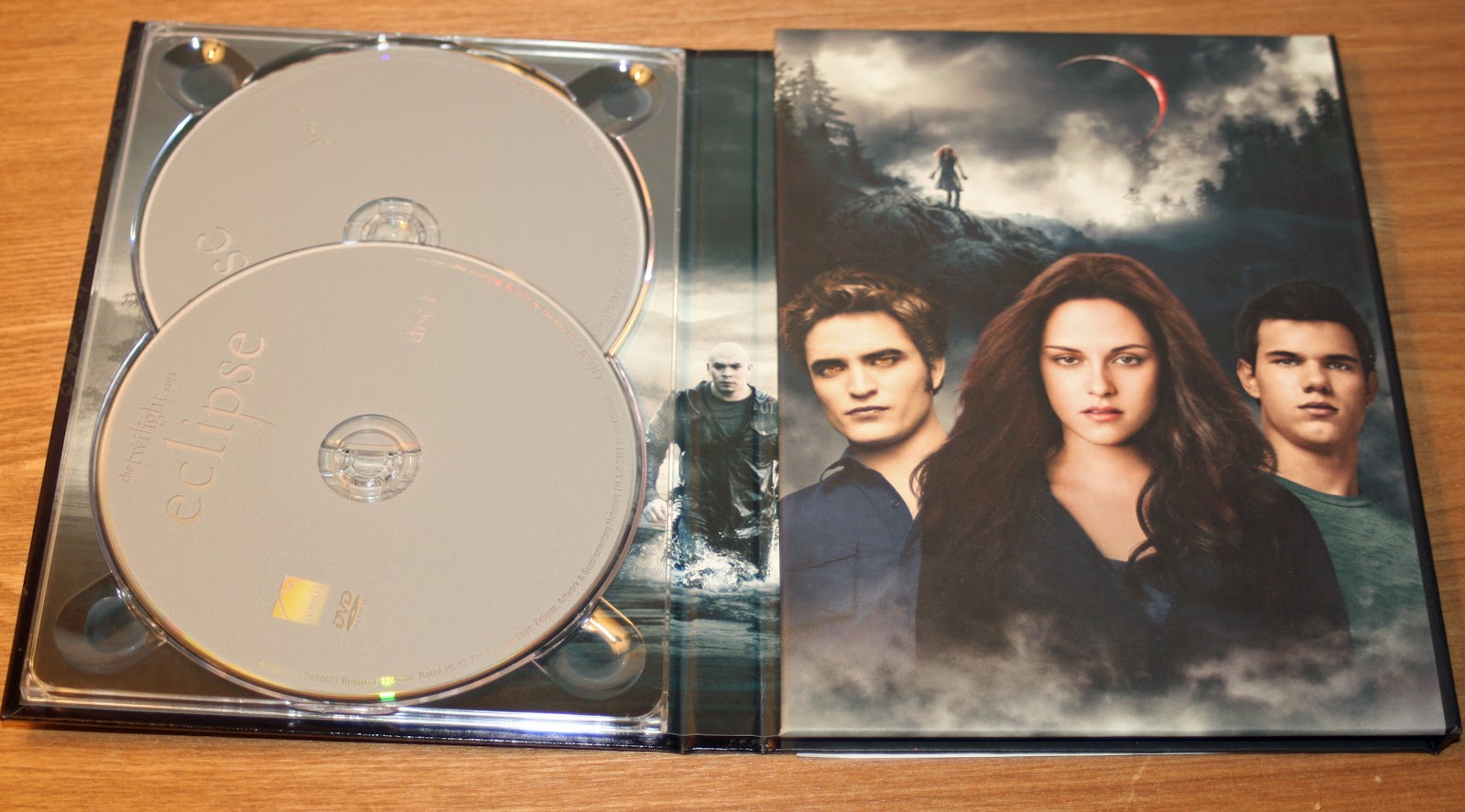 Blu-ray & DVD Exclusives: The Twilight Saga: Eclipse: Target Exclusive