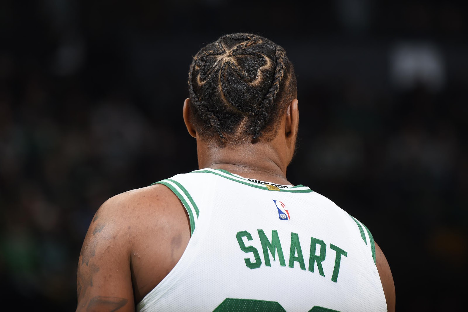 9. Marcus Smart's Blue Hair Takes Over Twitter and Instagram - wide 2