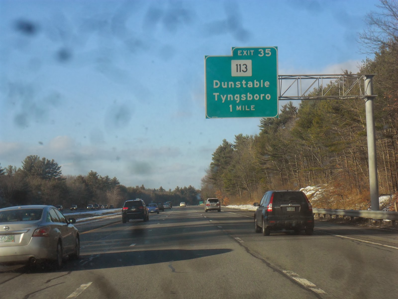 Luke's Signs U.S. Rt. 3 in Tyngsboro, Mass.; U.S. Rt. 3 in Nashua, NH