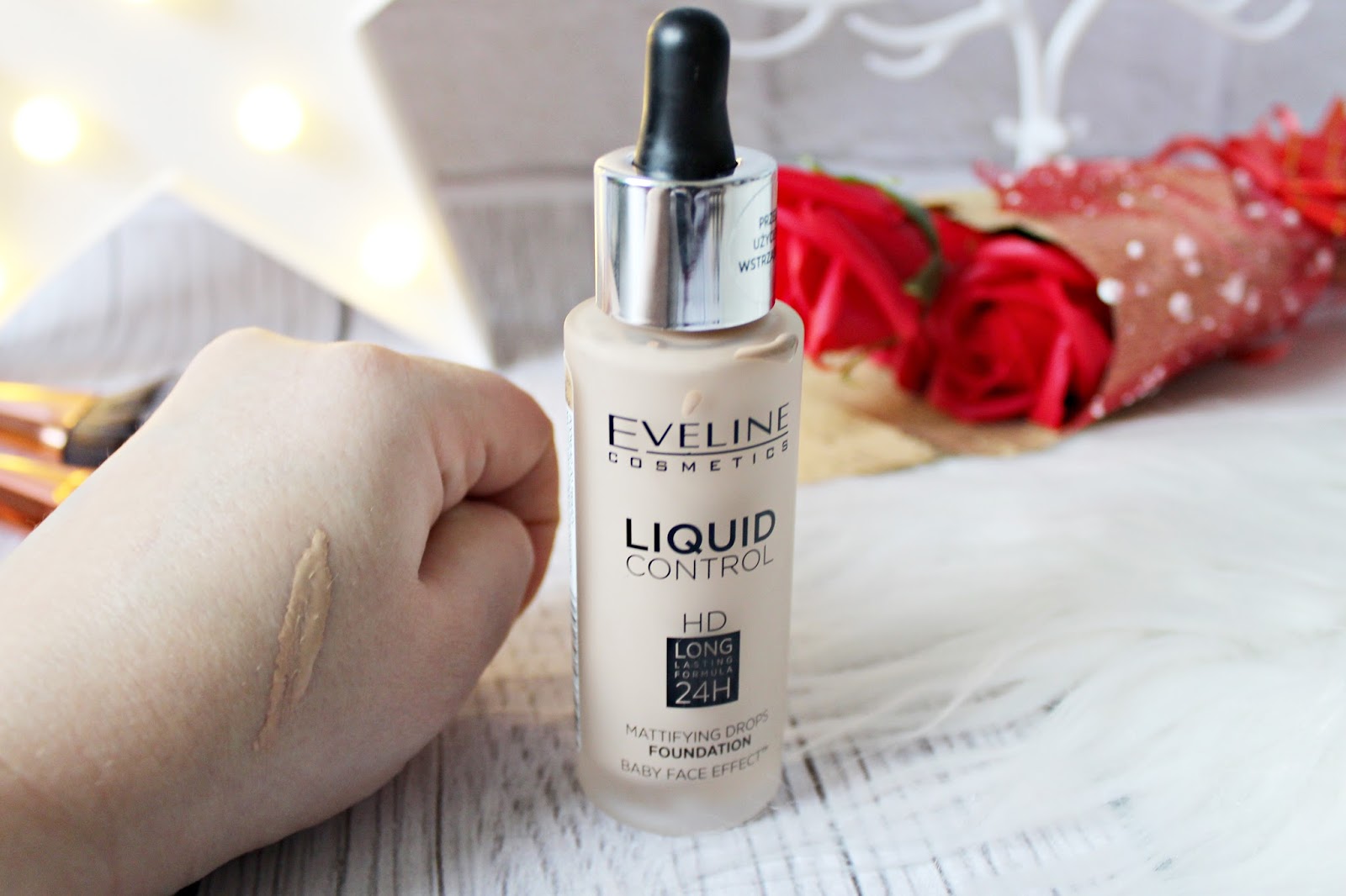 EVELINE Liquid Control HD podkład do twarzy