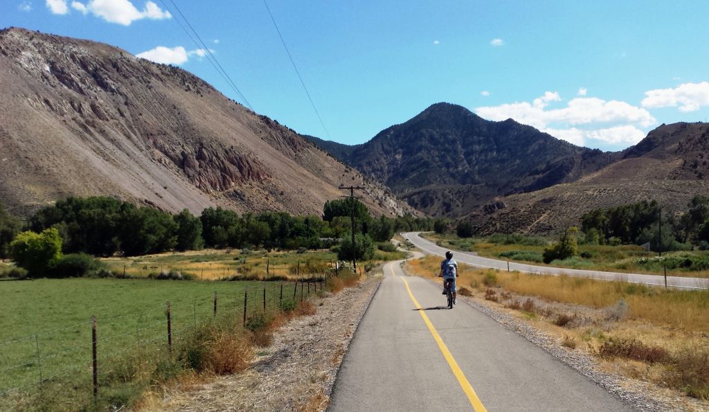Wandering His Wonders Down the Road to Joseph, Utah