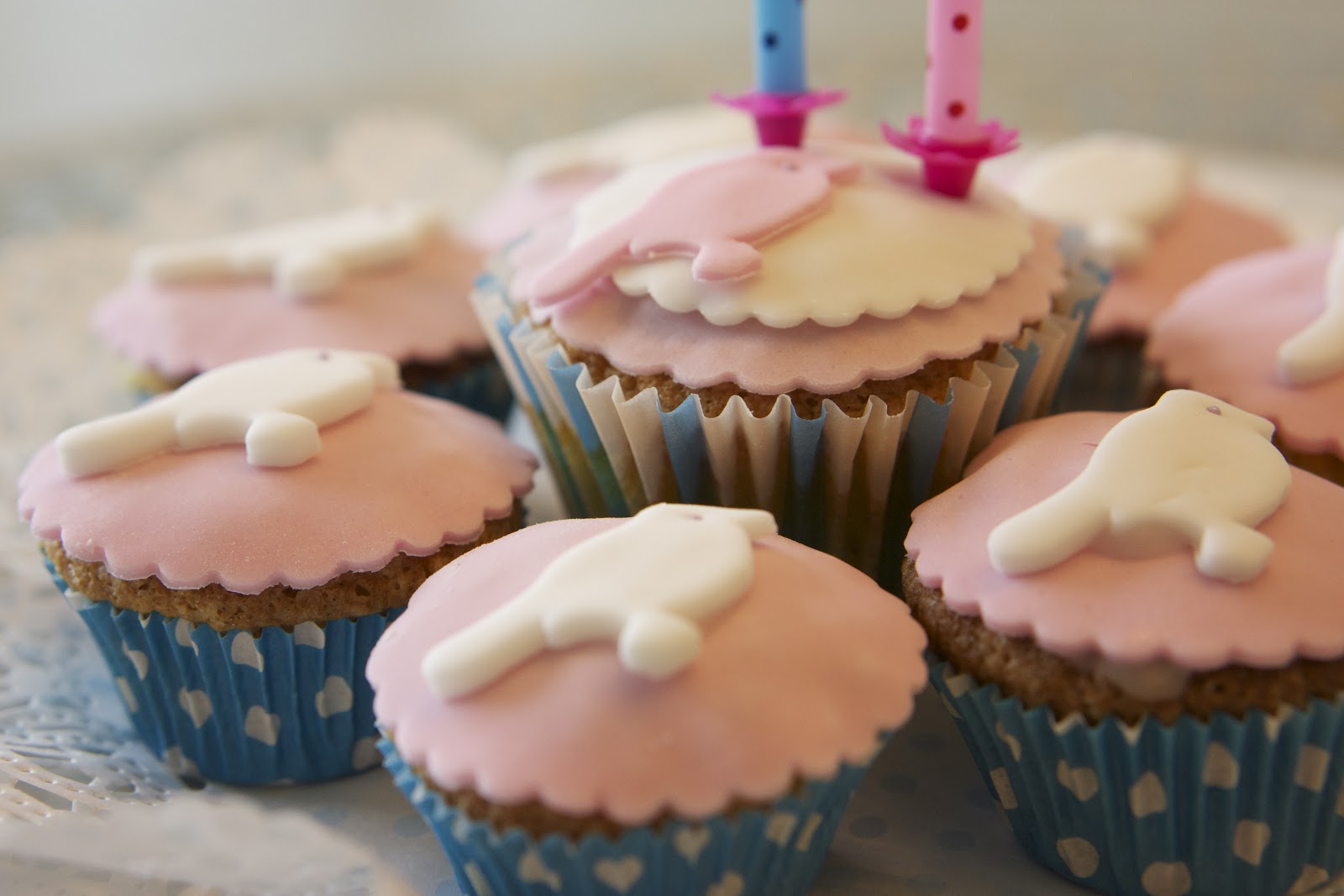 l&amp;#39;air de rien...: Geburtstags Cupcakes
