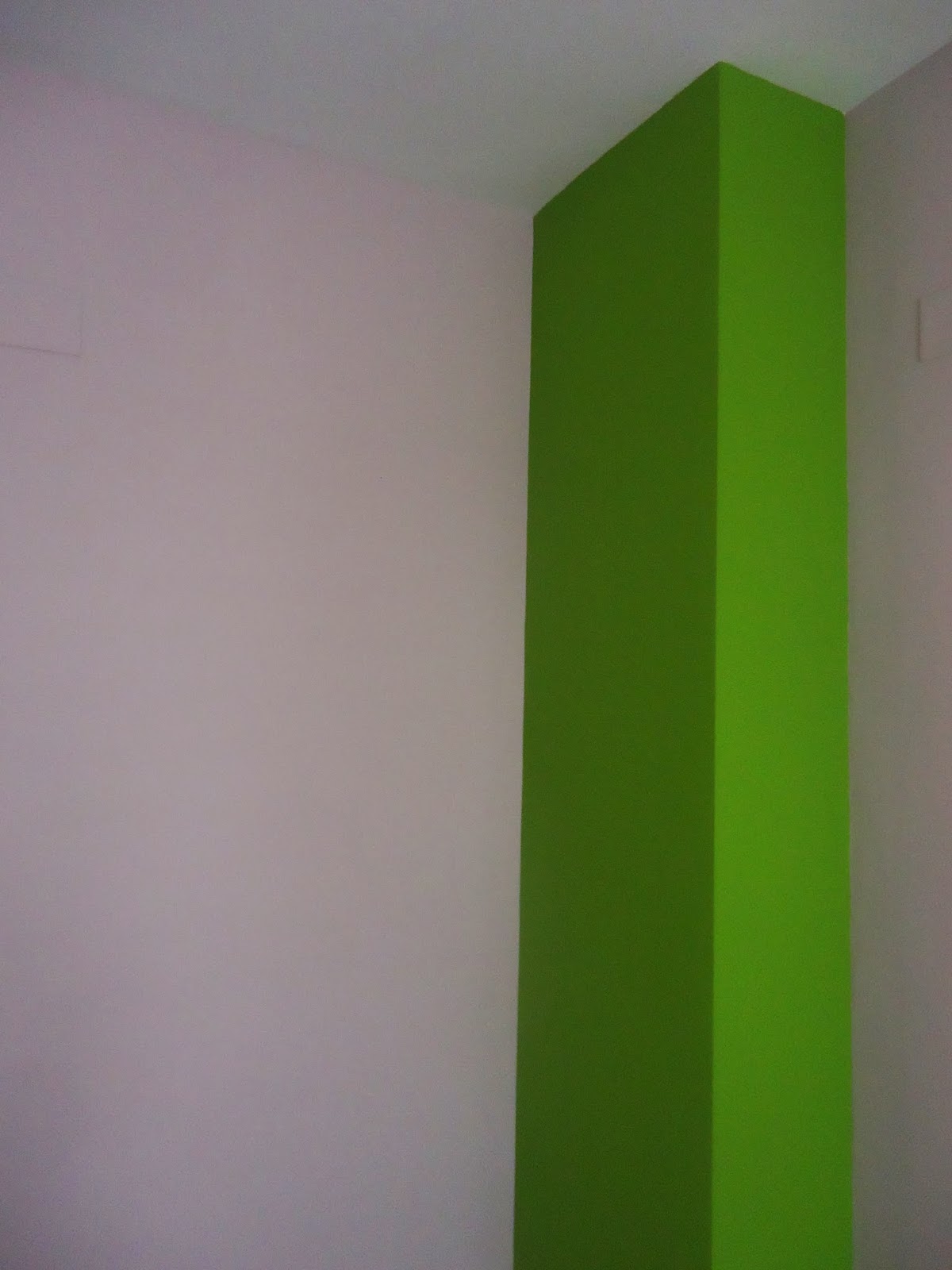 Pinturas Robles: Columnas en Stucco, paredes y techos en variedad de