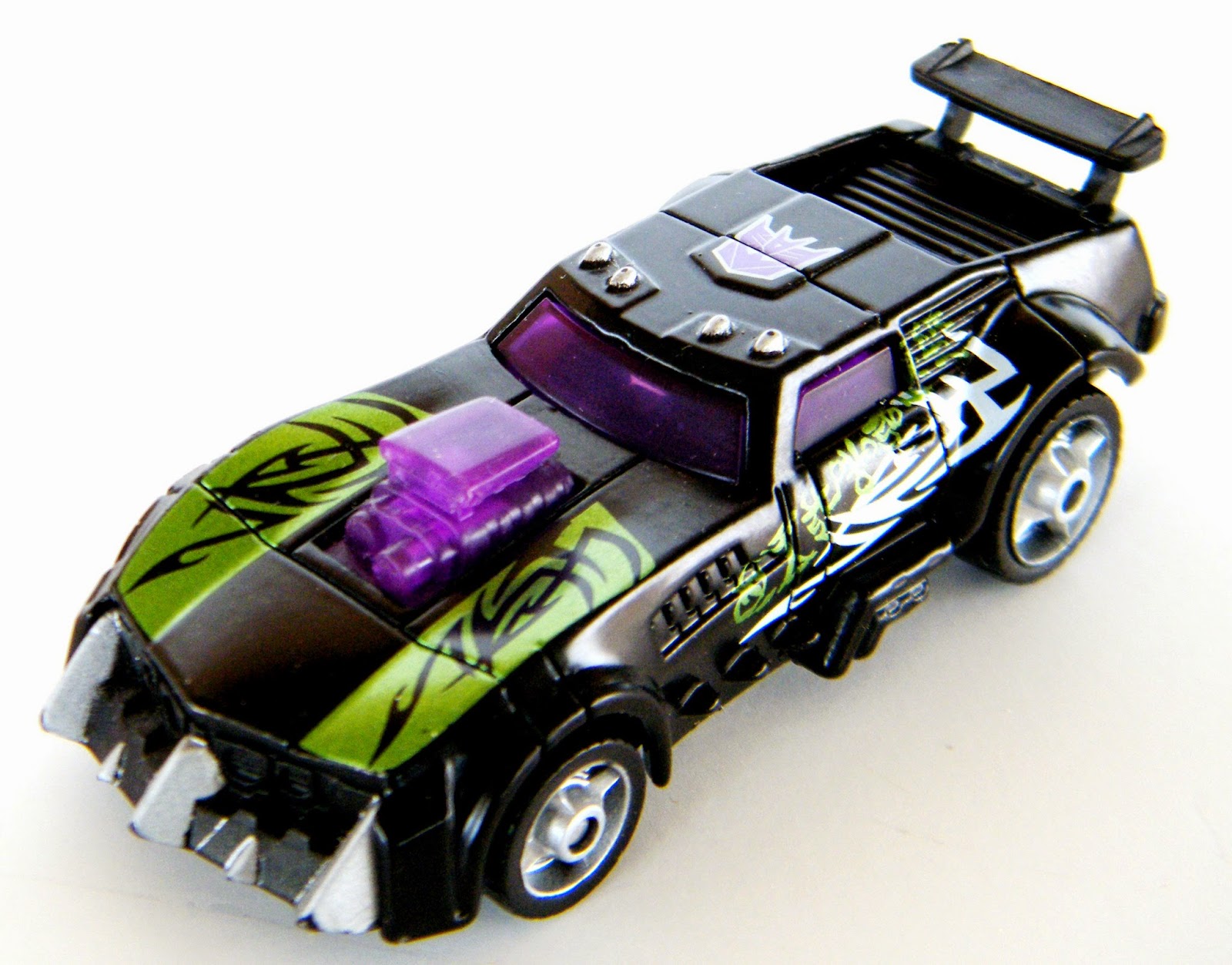 Toys and Stuff Hasbro 2010 10961 Transformers Lockdown