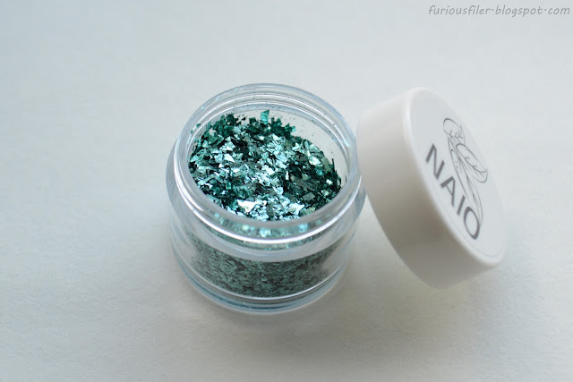 NAIO glitter pot aqua cracked ice Mylar review 
