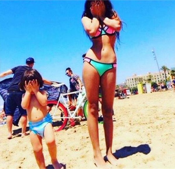 suhana khan hot bikini