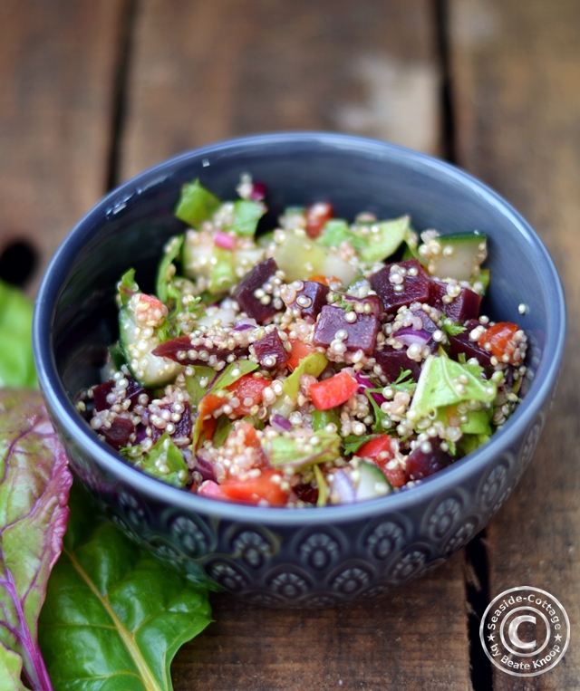 Quinoa-Mangold-Salat mit roter Bete - Seaside-Cottage