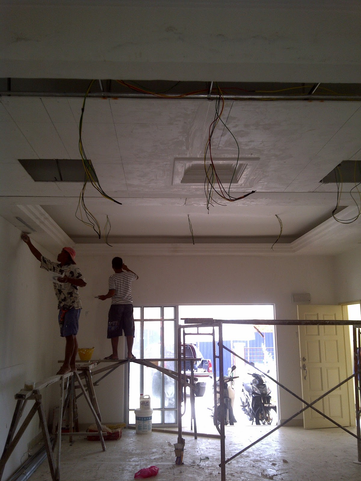 MEREWAH CONSTRUCTION ENTERPRISE Design Plaster Glass Ceiling Works