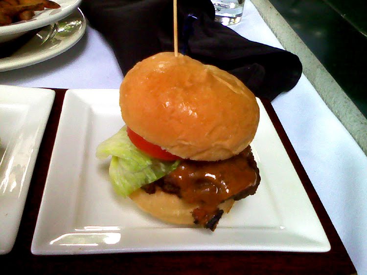 The Battle of the Downtown Memphis Sliders, Part 2