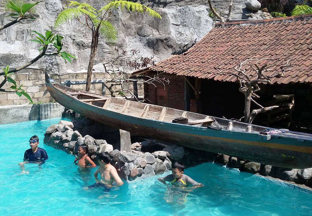 Taman Dolan Batu Wisata Keluarga Tradisional Murah Meriah