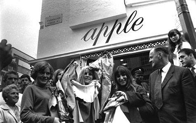 exterior of the Apple Boutique at 94 Baker Street
