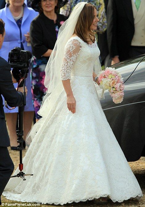 dresses celebrities wear to weddings dress Dresses celebrities wear to weddings dress