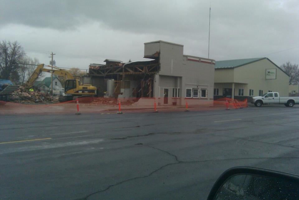 Cousin Sam MAIN STREET 300 BLOCK COULEE CITY