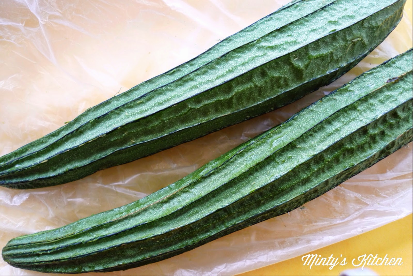 Sponge Gourde, Ribbed Loofah, Chinese Okra, Silk Squash, Ridge Gourd