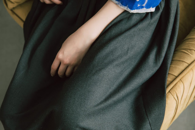 夏綠蒂的晚餐銅釦吊帶裙