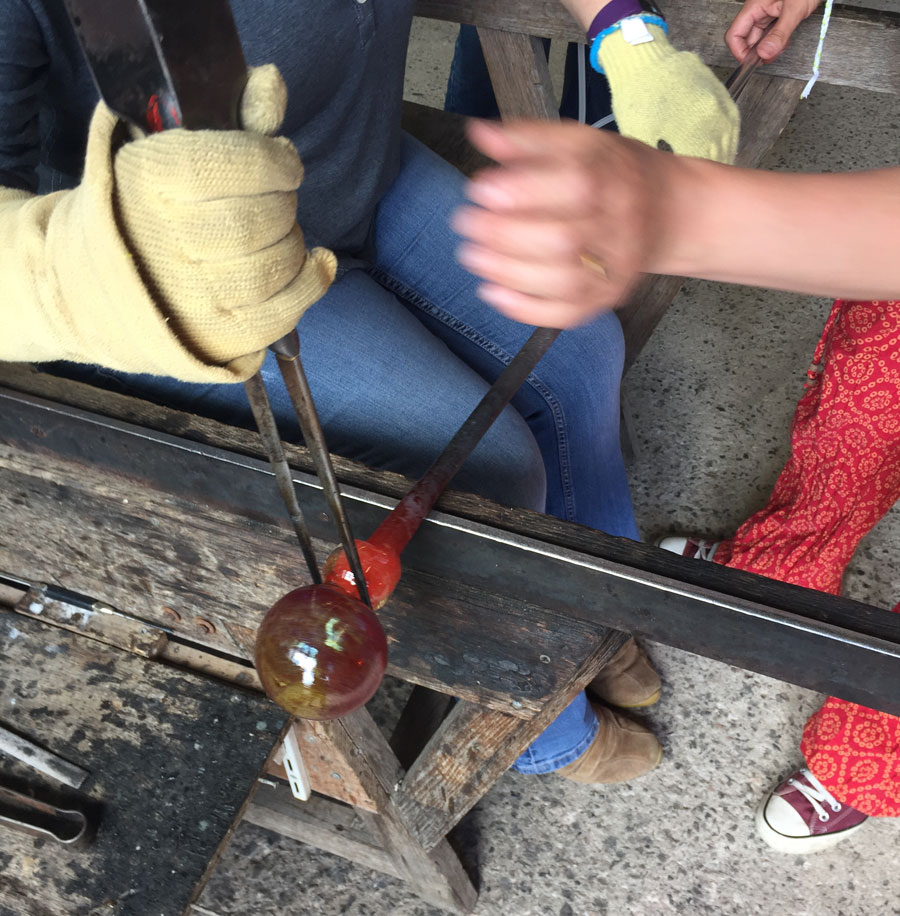 1Day Glass Blowing at The Glass Hub in Wingfield