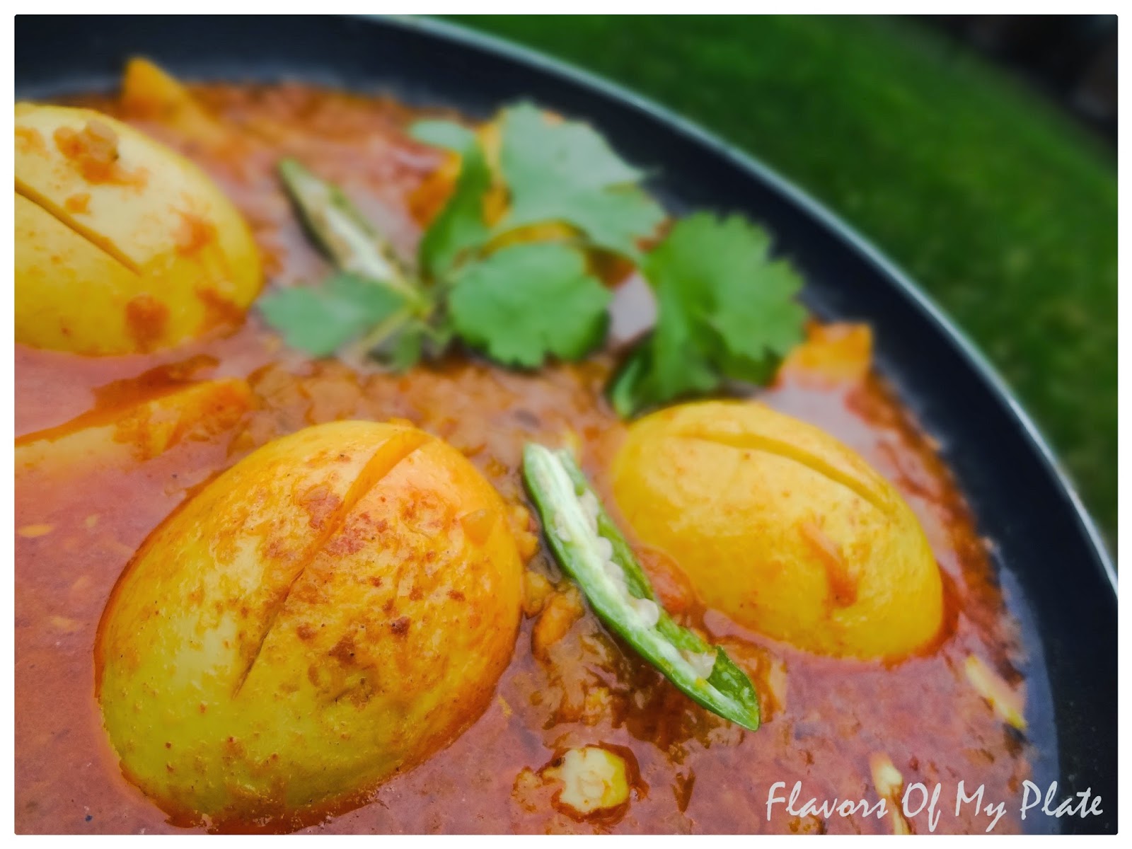 Flavors Of My Plate: Garlicky Egg Curry....A simple recipe to satisfy