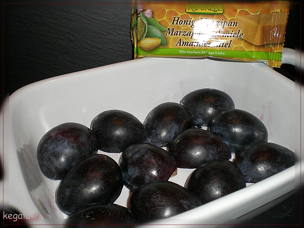 Kk = Kegala kocht: Irènes Mini-Zwetschgen-Clafoutis