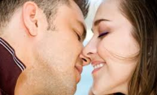 Arti Mimpi Berciuman Dengan Sesama Jenis