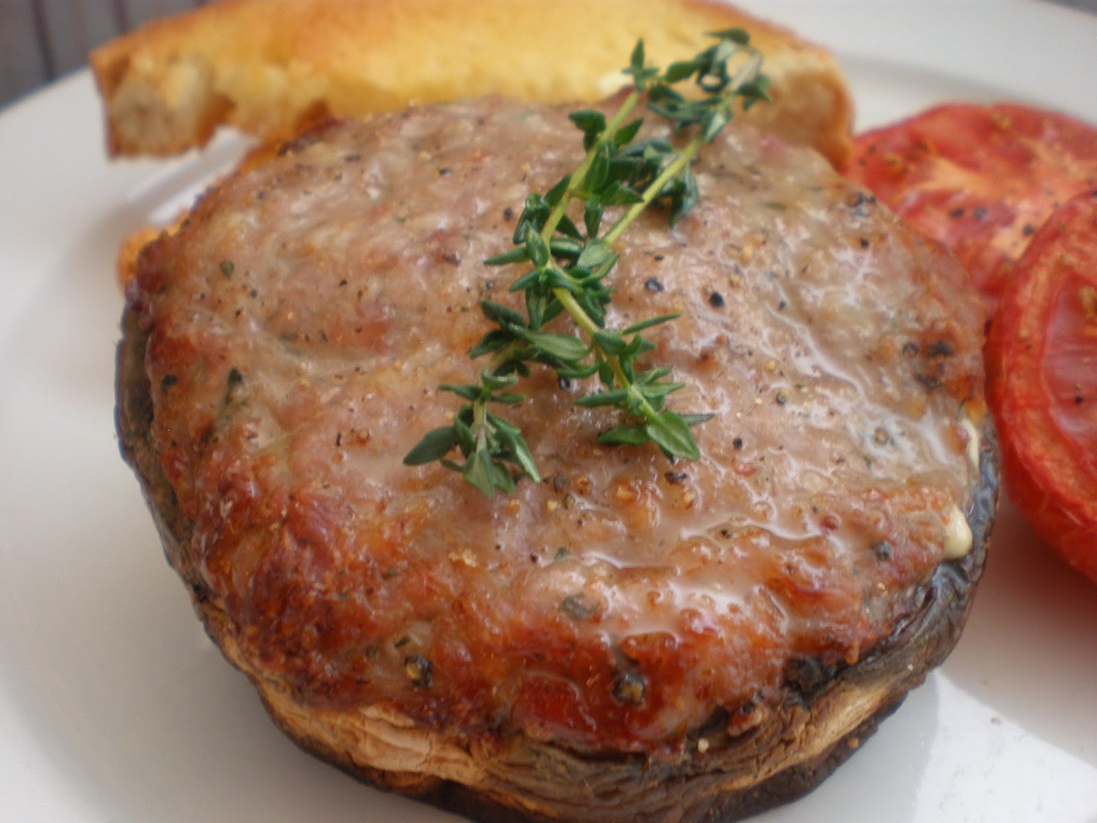 The InTolerant Chef ™: Baked Breakfast-With-The-Lot Mushrooms