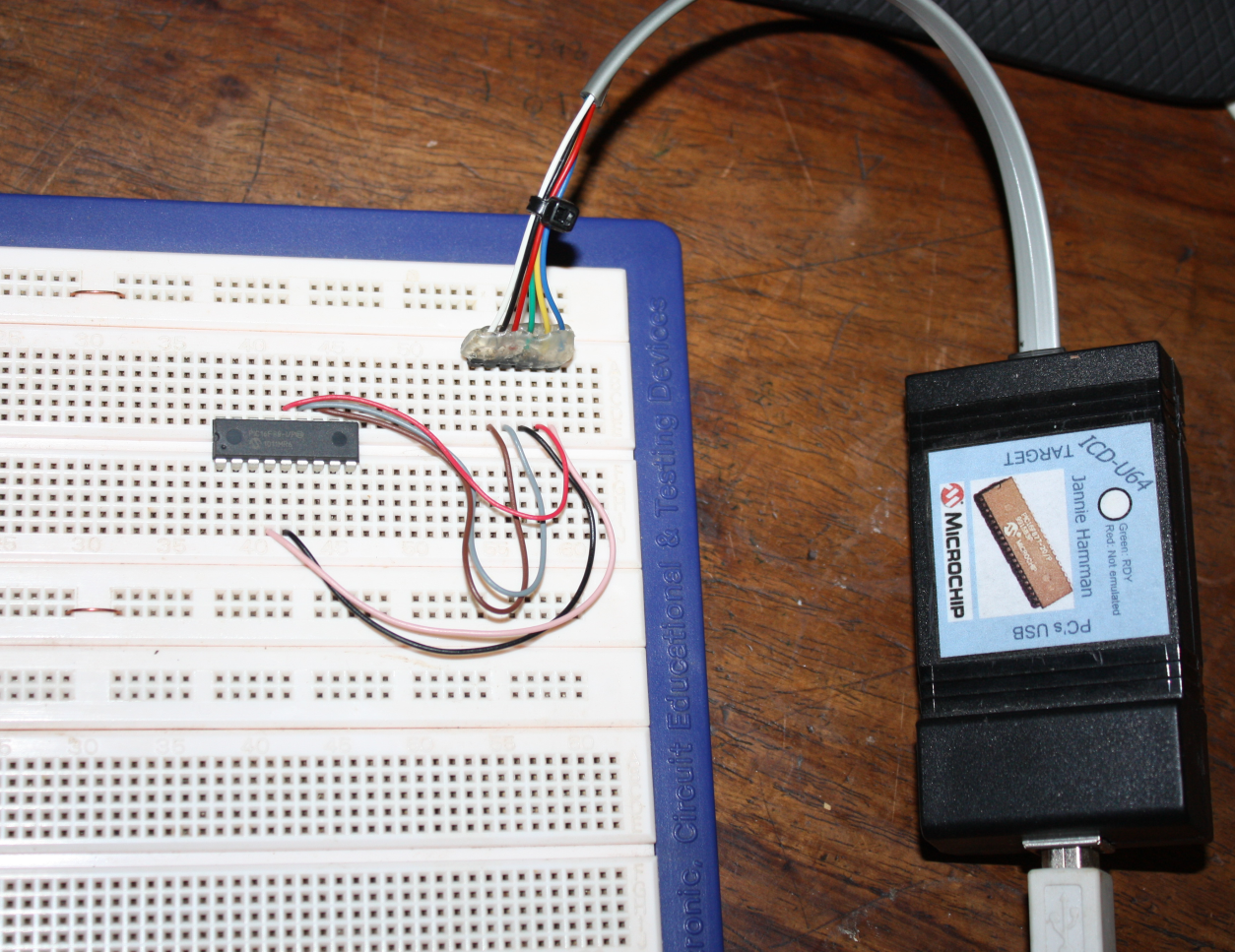 Microcontroller-Kits: 17 Burning the program