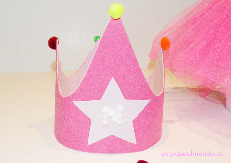 corona fieltro cumpleaños manualidades niños