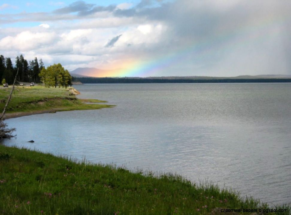 Rainbow Lake Yellowstone