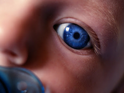 HD baby with blue eyes wallpaper
