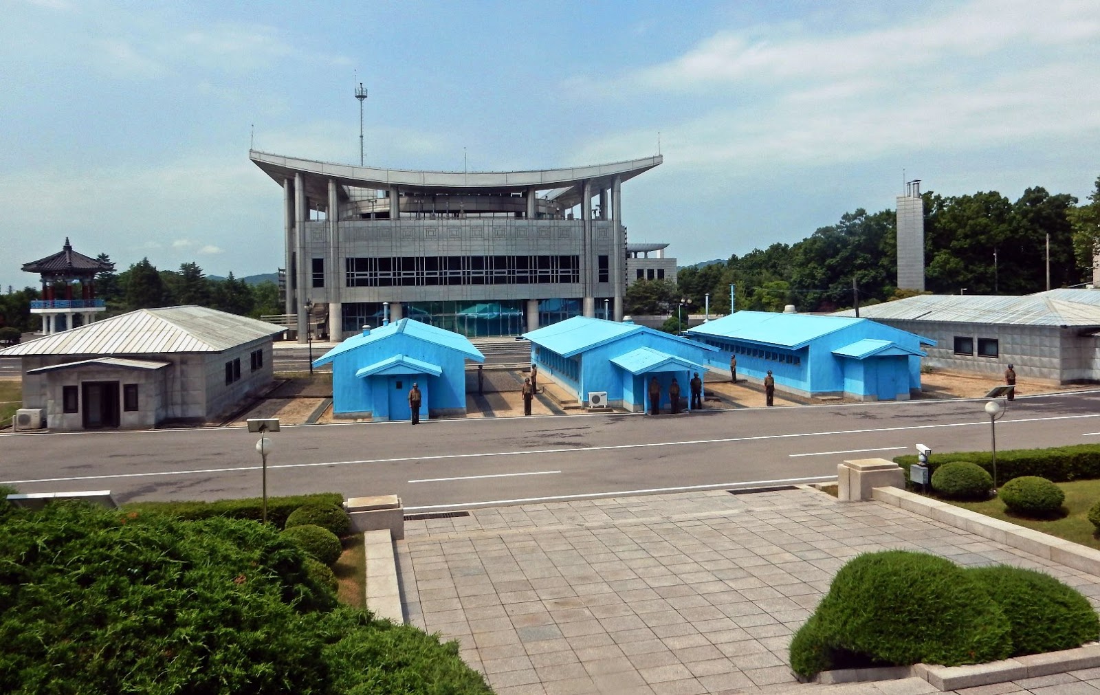 the viewing deck Panmunjom (38th Parallel DMZ) and
