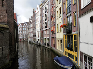 Amsterdam vs venezia
