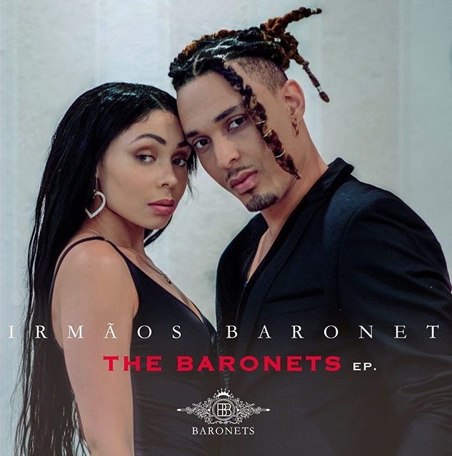 "Irmãos Baronet" disponibilizam seu recente Ep intitulado "The Baronets". Ep composta por 03 faixas musicais. Faça abaixo o download da boa música no formato Mp3. "Irmãos Baronet" disponibilizam seu recente Ep intitulado "The Baronets". Ep composta por 03 faixas musicais. Faça abaixo o download da boa música no formato Mp3.