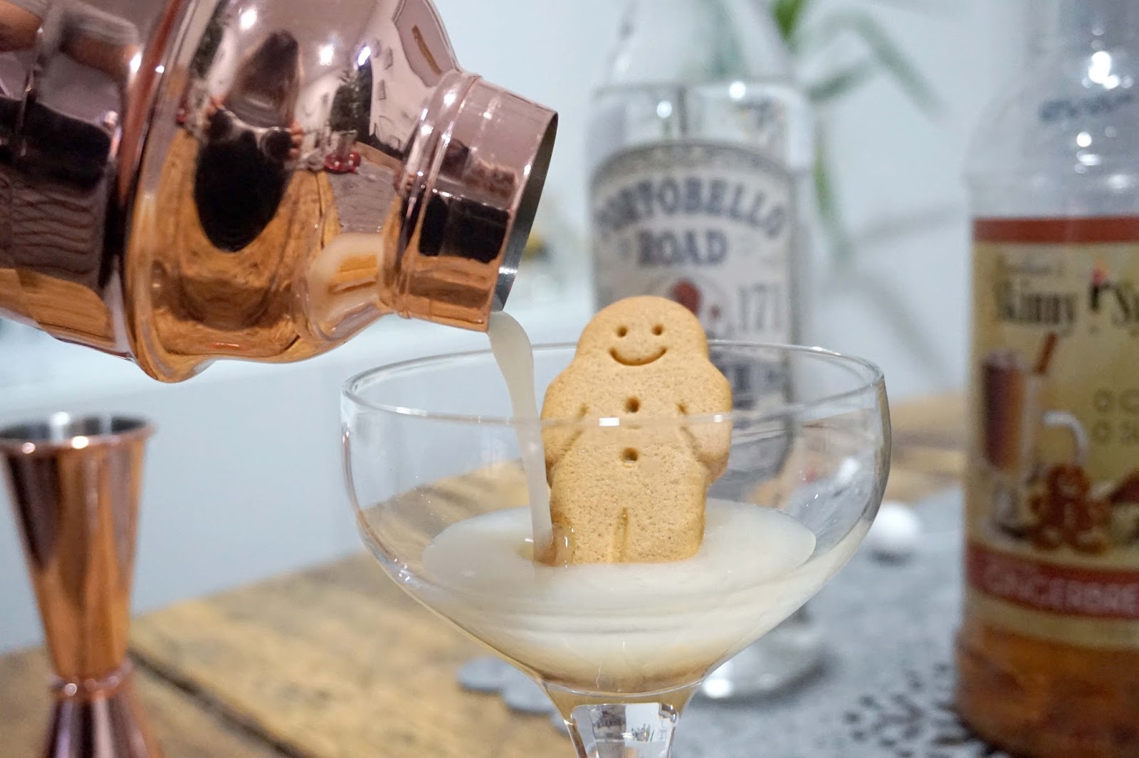The Gingerbread Gin Cocktail Recipe Ft Portobello Road Gin Slurp Social
